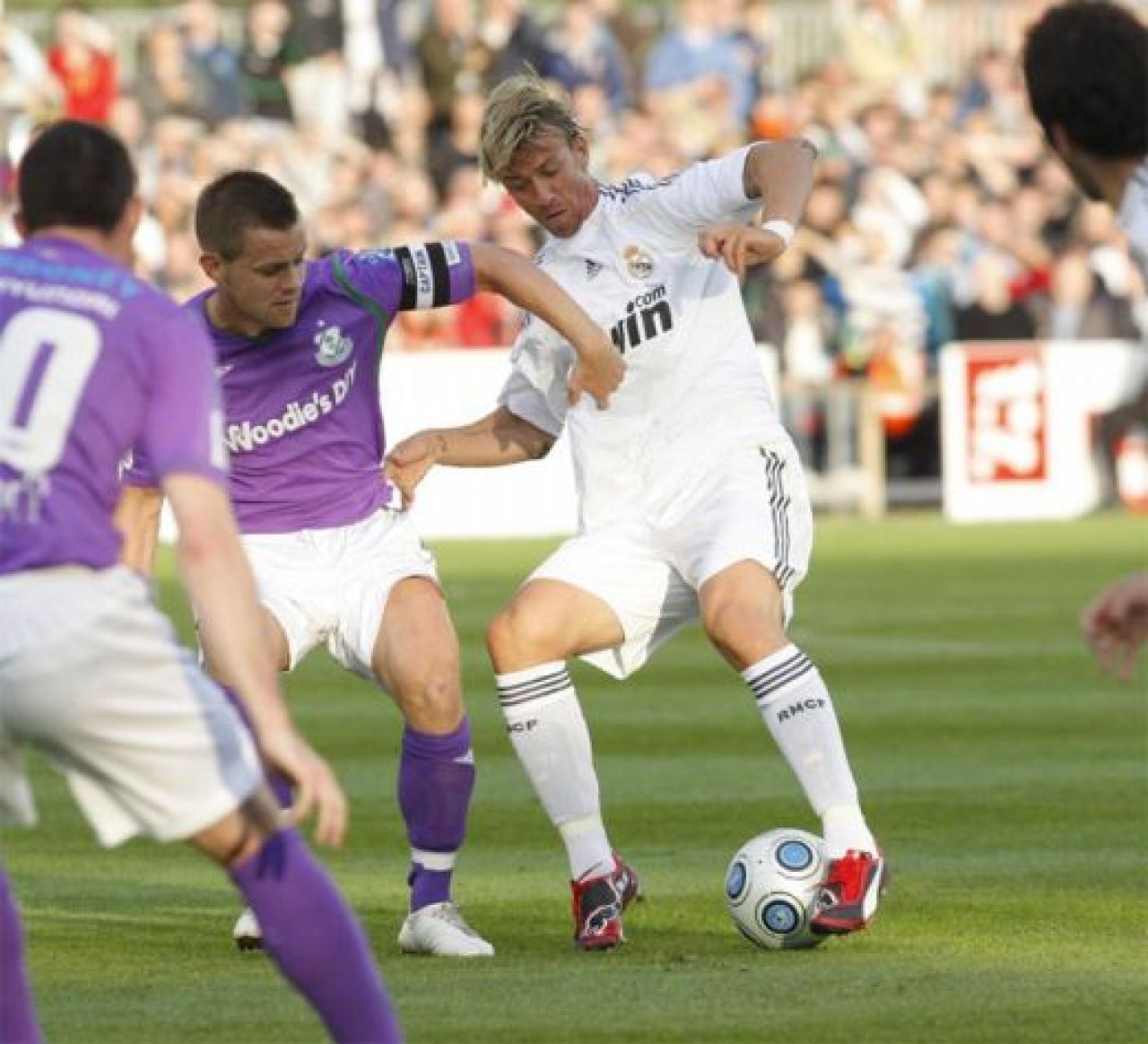 VIDEO: Cr. Ronaldo HUIDUIT la debut, Benzema a marcat: Shamrock 0-1 Real!_18