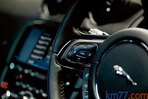 Miss Universe Romania 2009 isi prezinta masina la ProMotor!_11