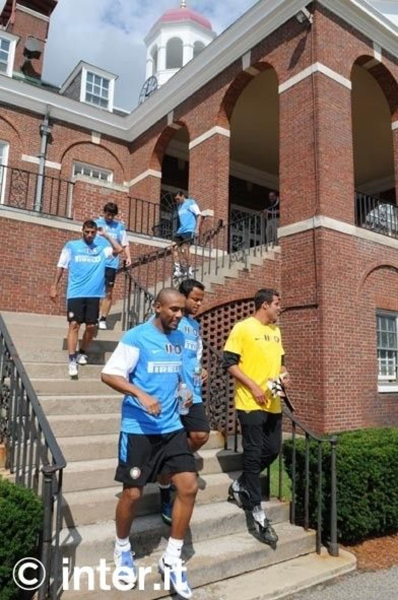 Chivu a ajuns la Harvard! VEZI POZE:_4