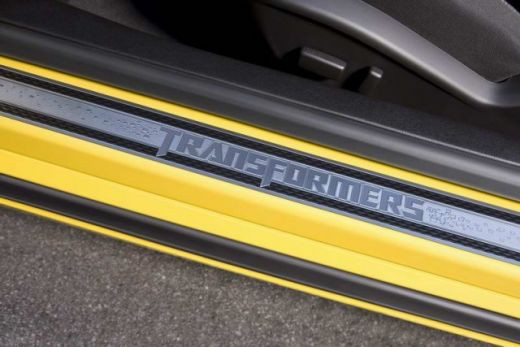 Megan Fox prezinta Chevrolet Camaro Transformers Special Edition!_6