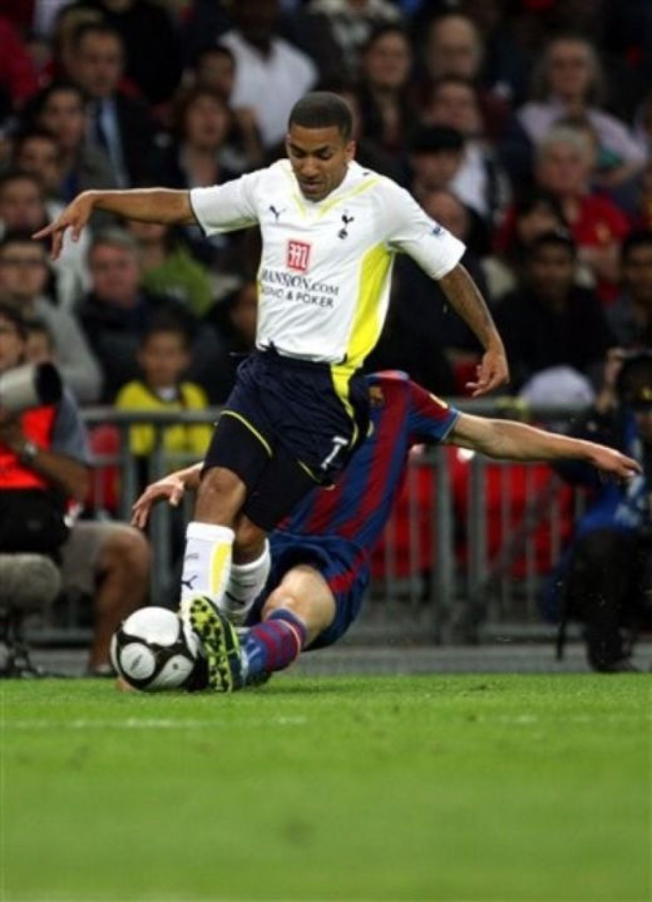 VIDEO: Barcelona, show cu pustii in Wembley Cup!_4