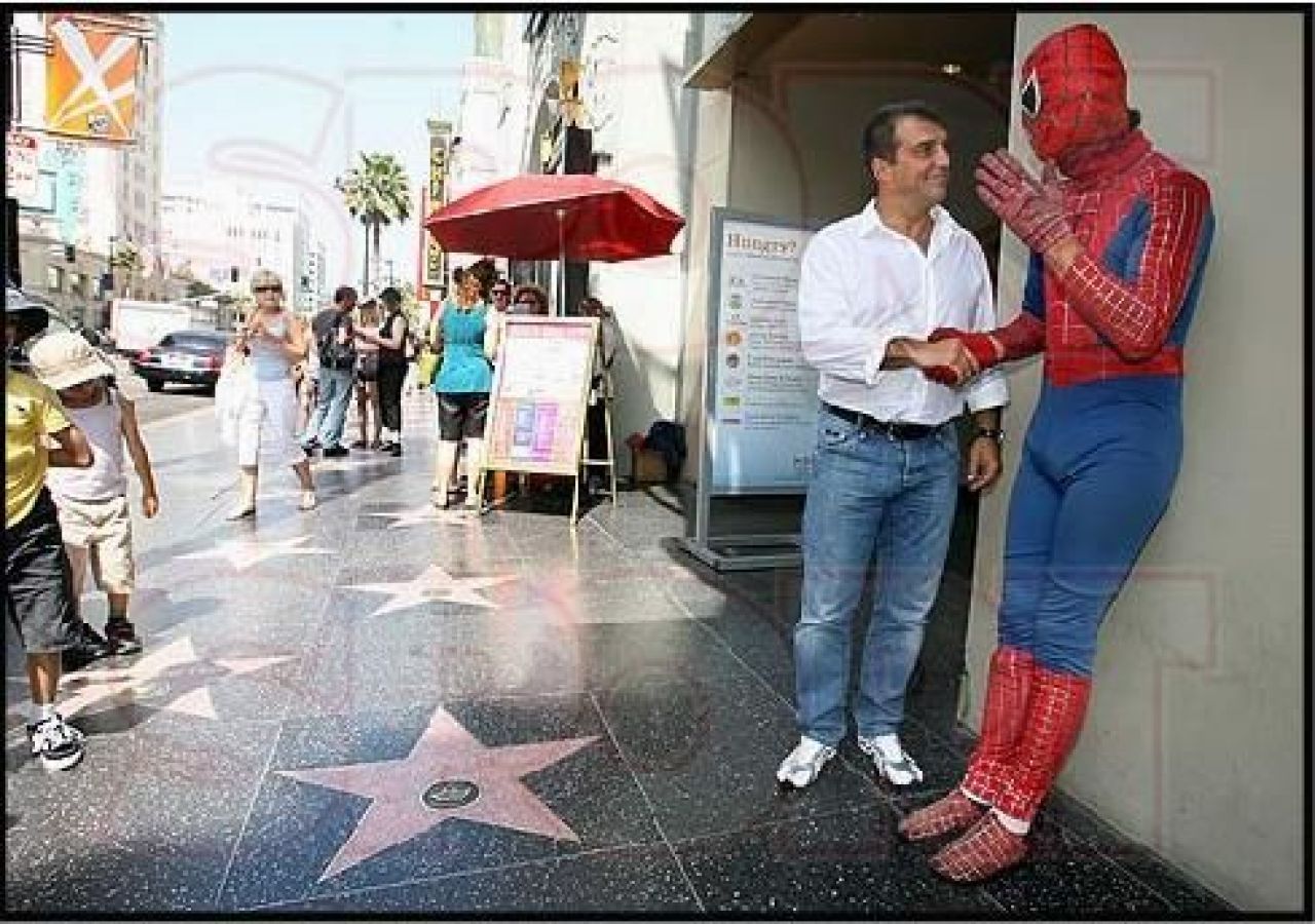 FOTO: Laporta face transferuri extraterestre: l-a luat pe Maestrul Yoda :)_1
