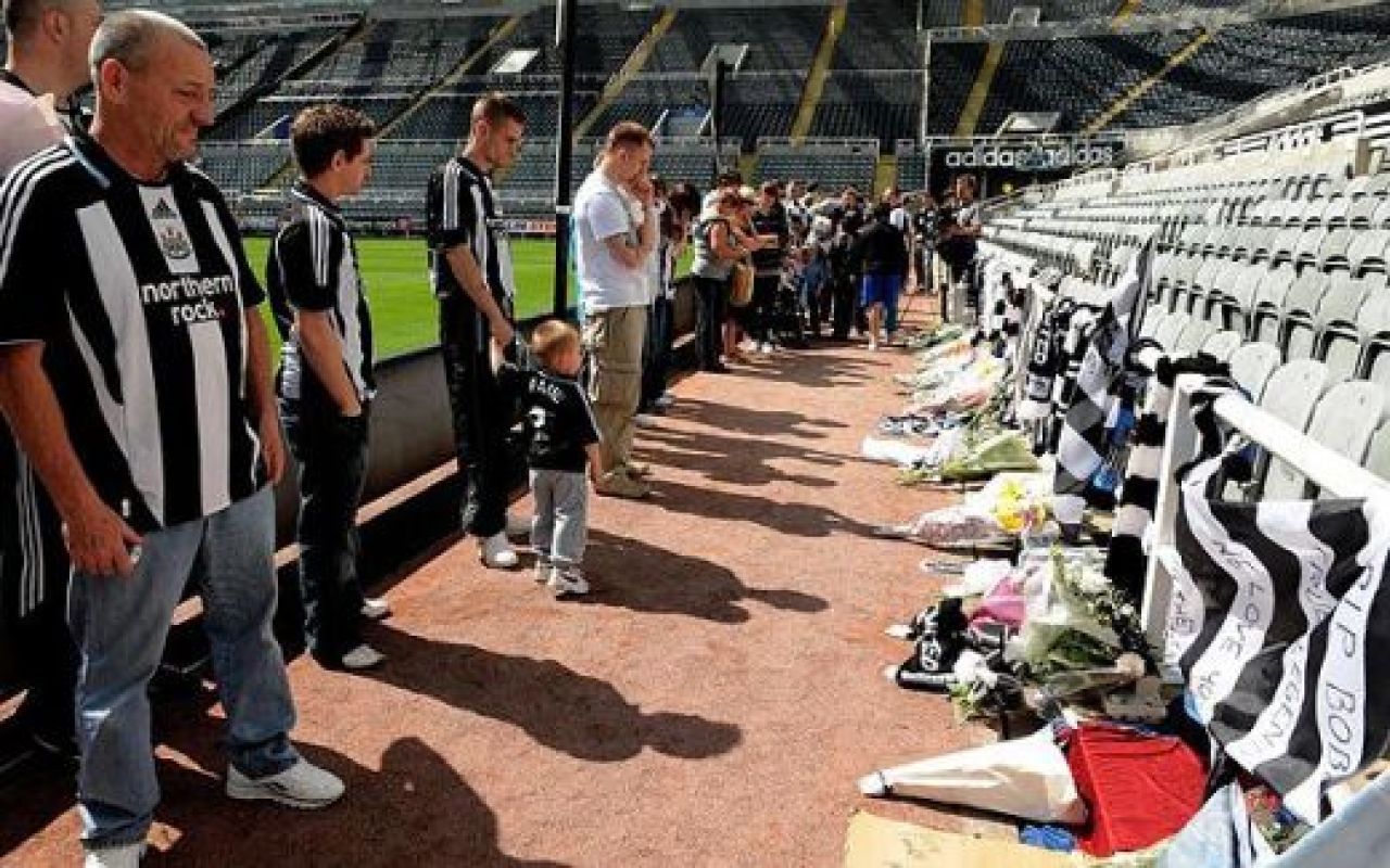 FOTO / RIP Sir Bobby Robson!_3