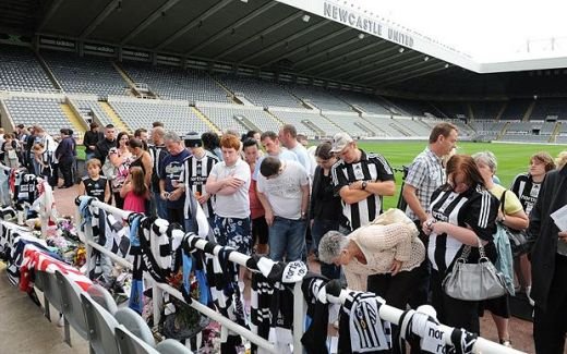 FOTO / RIP Sir Bobby Robson!_13