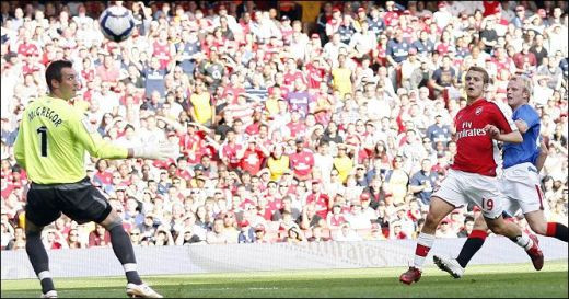 VIDEO: Steaua, Arsenal de Romania? Scotienii, loviti de Arsenalul real, 3-0 cu Rangers_6