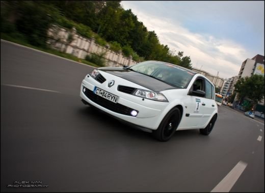Megane = Megane RS, sambata, ProMotor, 12:00, PRO TV! VEZI FOTO:_4