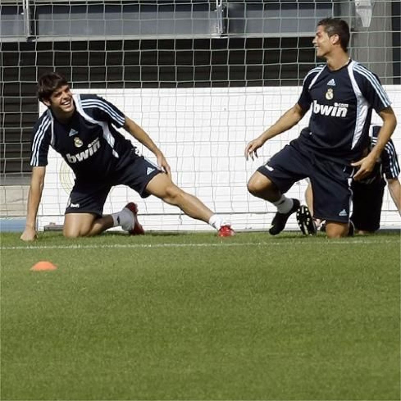 FOTO si VIDEO! Primul antrenament al lui Kaka la Real Madrid!_6
