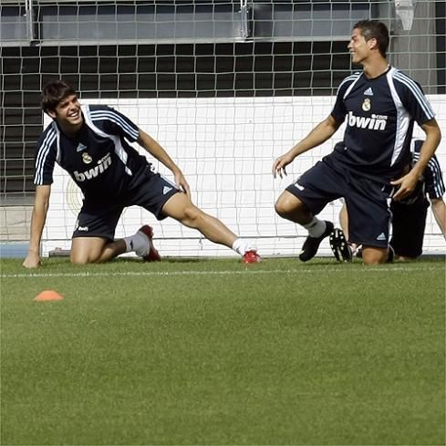 FOTO si VIDEO! Primul antrenament al lui Kaka la Real Madrid!_6
