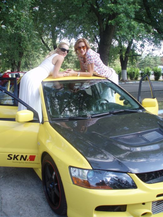 Diana Dumitrescu isi prezinta masina de curse la ProMotor, sambata, ora 12.00 - ProTv!_2