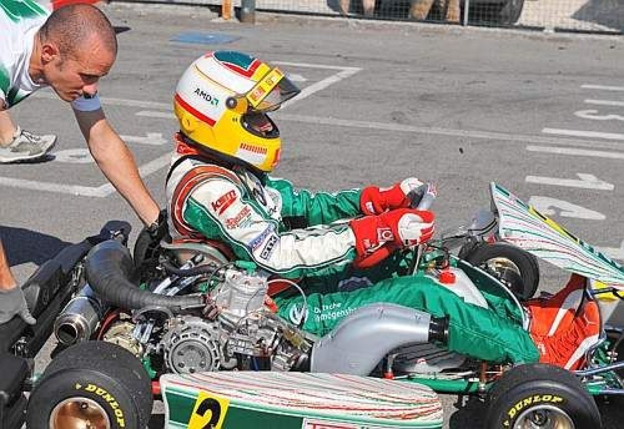 SUPER FOTO: Cum se pregateste Schumacher de revenirea in F1_10