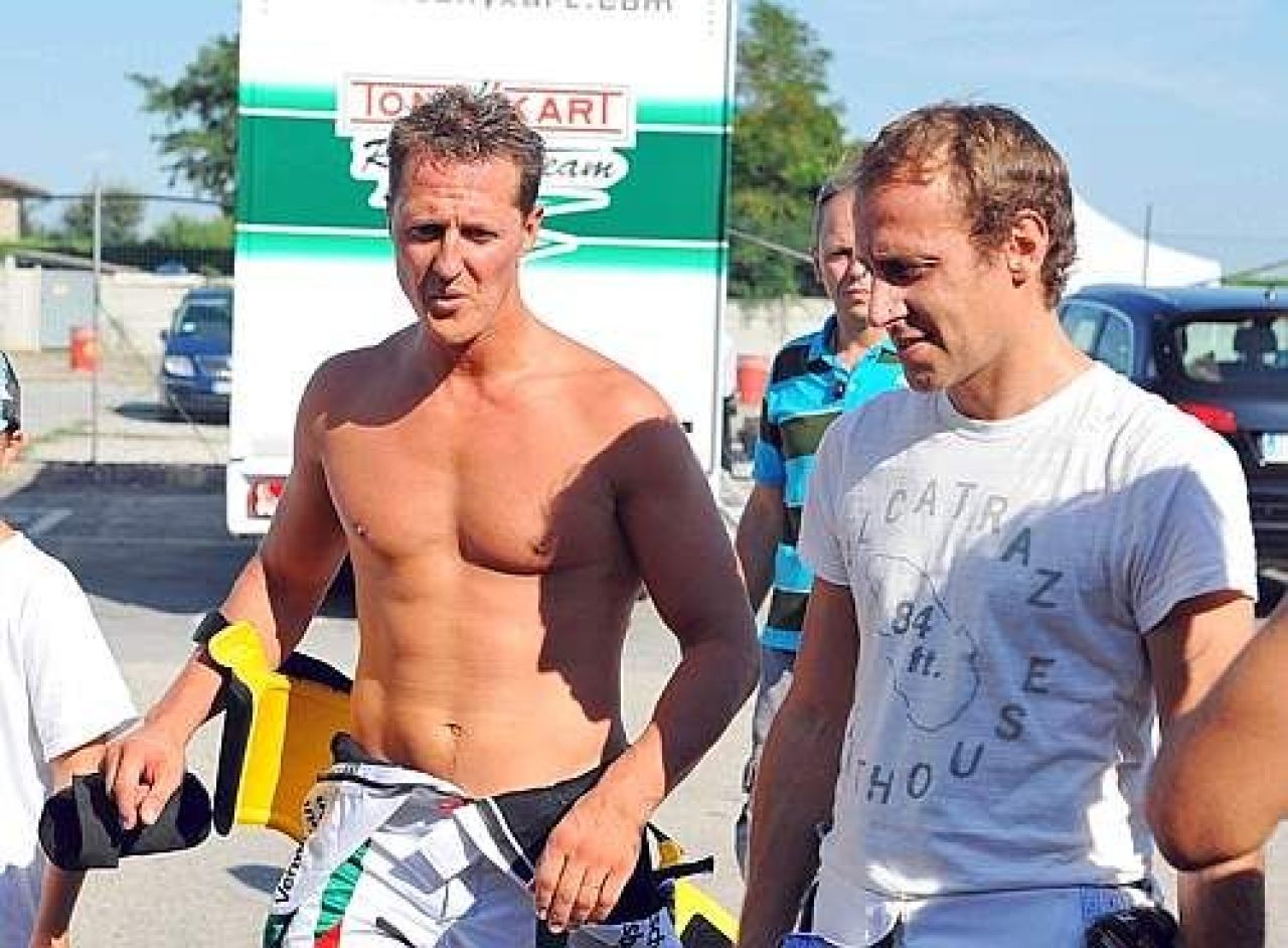 SUPER FOTO: Cum se pregateste Schumacher de revenirea in F1_22