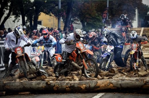 Prima romanca de la Red Bull Romaniacs are doar 19 ani 2009!_3