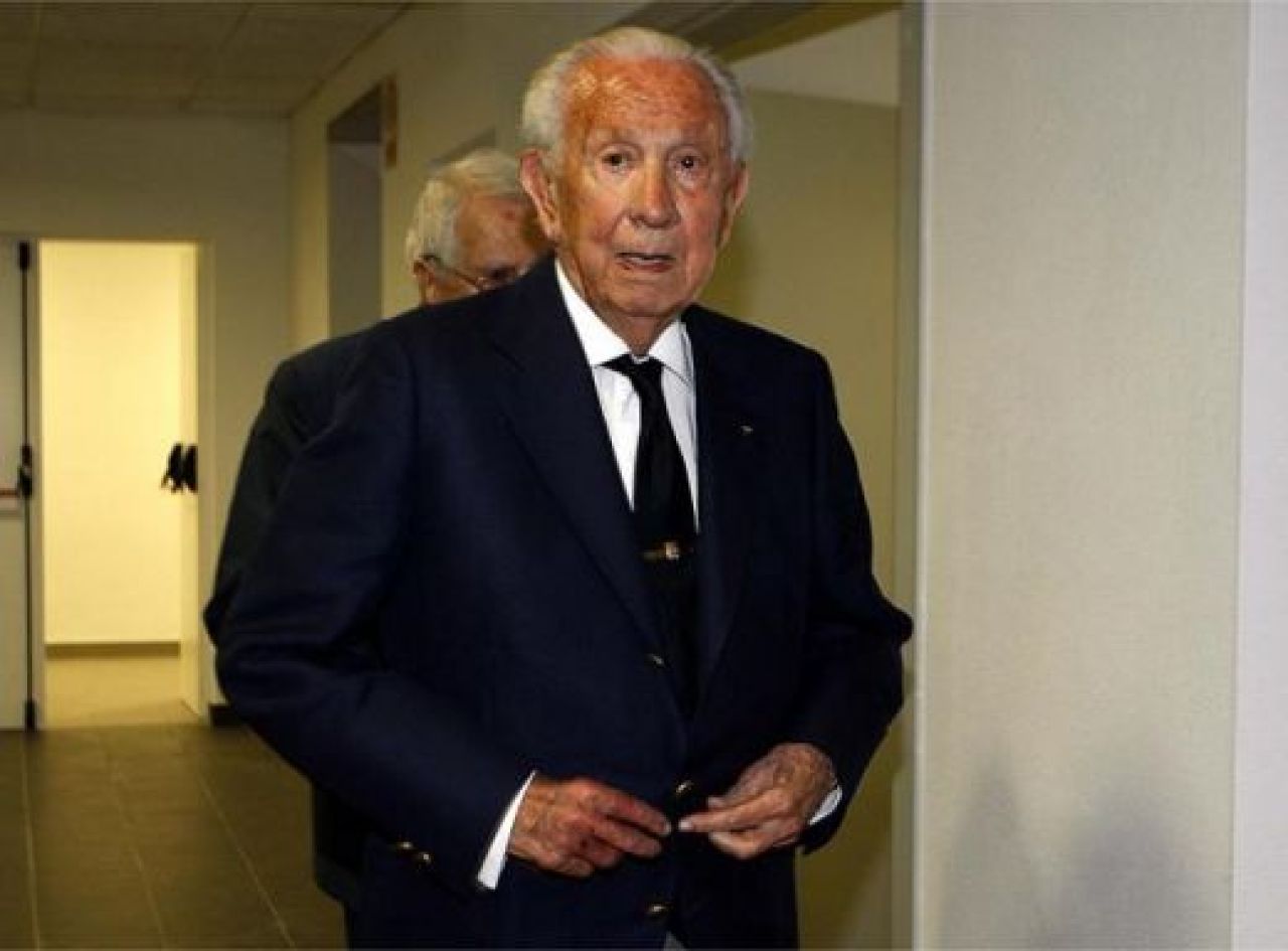 EMOTIONANT: 14.000 de oameni si-au luat adio de la Dani Jarque!_4
