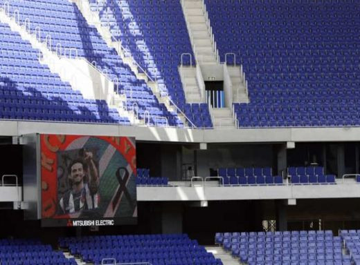 EMOTIONANT: 14.000 de oameni si-au luat adio de la Dani Jarque!_9