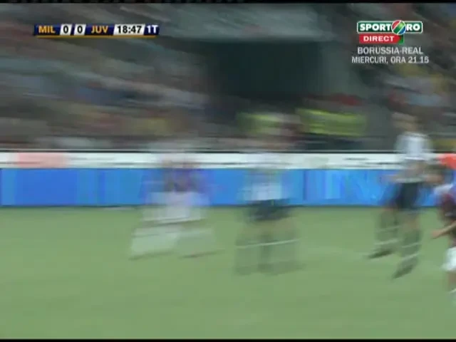 VIDEO / Bara incredibila a lui Pirlo!
