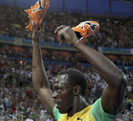 BOLT, record mondial si la 200 metri: