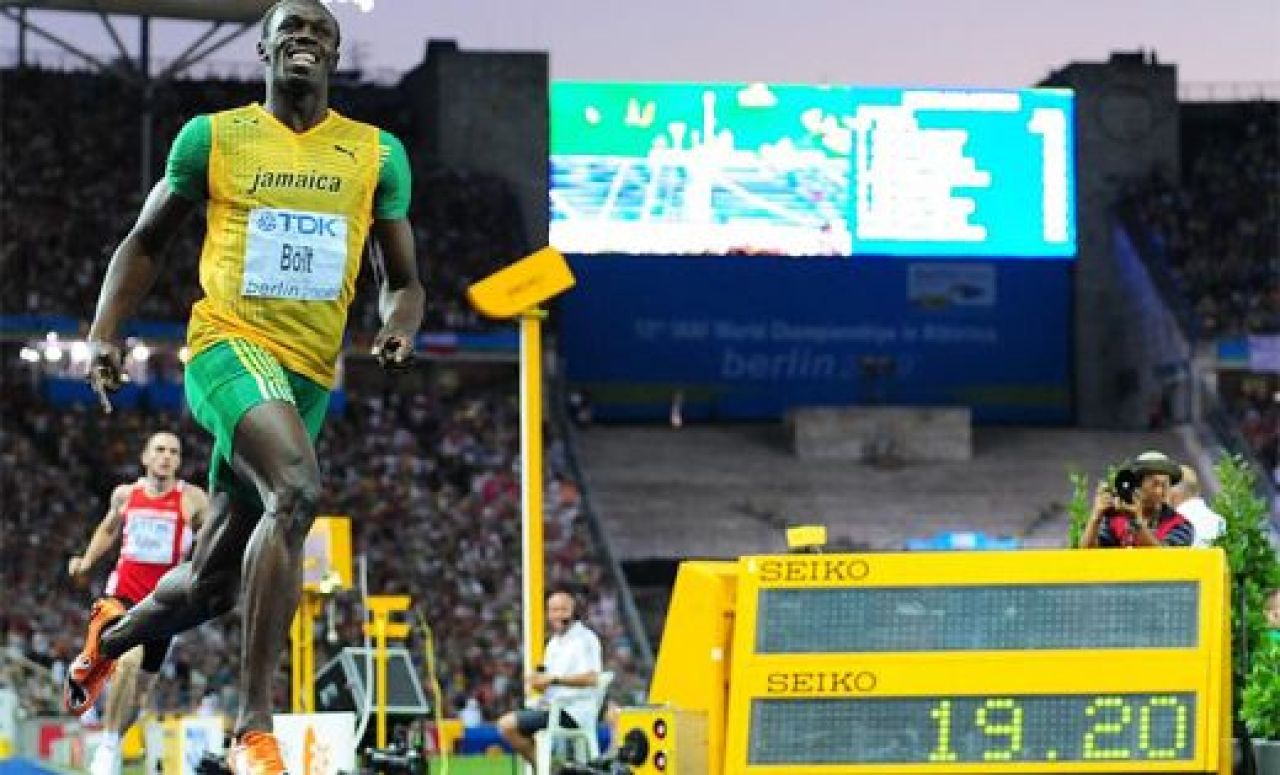 BOLT, record mondial si la 200 metri:
