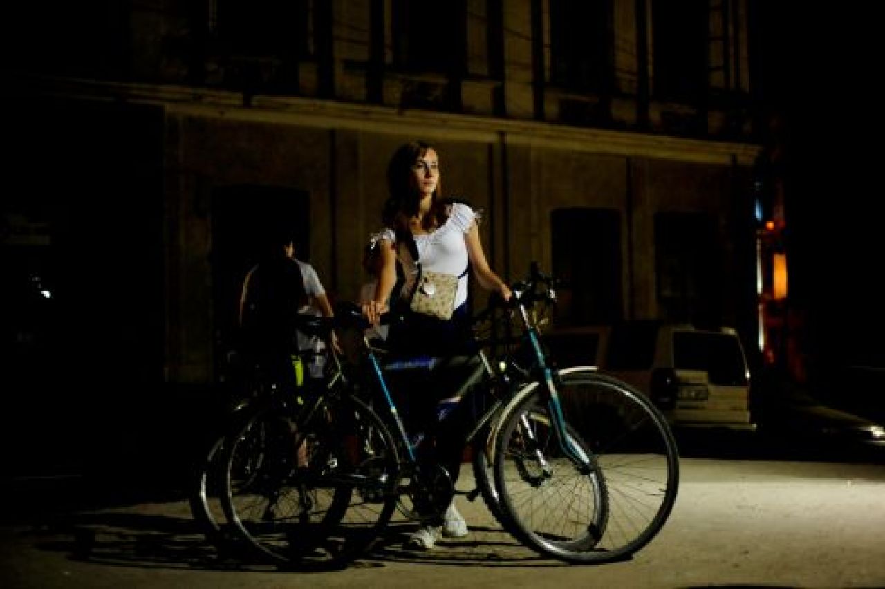 Ciclopromenada nocturna in centrul Bucurestiului!_2