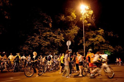 Ciclopromenada nocturna in centrul Bucurestiului!_3