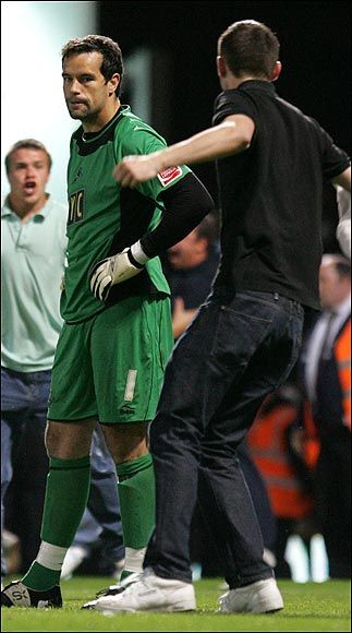 VIDEO / Huliganii au devastat Londra in cele mai grave incidente din Anglia dupa anii '80!_8