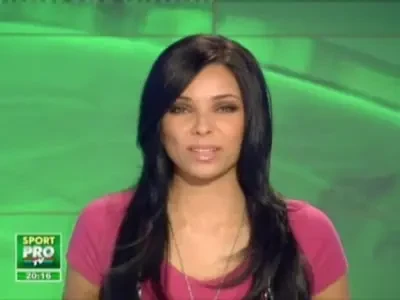 Aqua-show!&nbsp;Valahu s-a dat pe tobogane cu steagul Romaniei :)