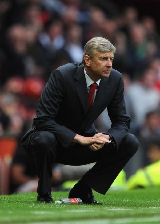 Incredibil! Wenger, eliminat de arbitru la United - Arsenal! Vezi cum a facut in tribuna_8