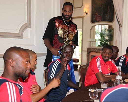 Tony Parker a incurajat nationala Frantei inaintea meciului cu Romania! FOTO_6