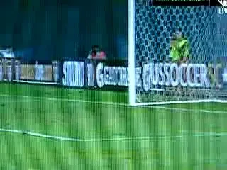 VIDEO / Cum l-a pedepsit un portar pe cel care i-a dat gol!