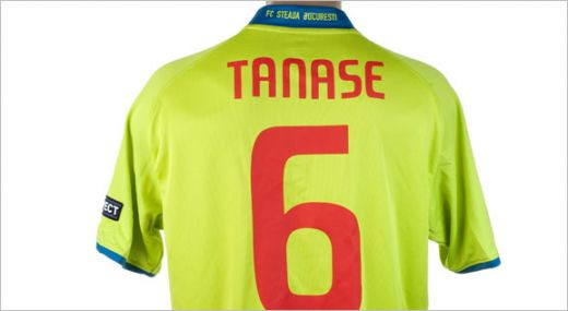 FOTO! Echipamentul Stelei in Europa League si Tanase cu nr. 6 pe spate!_16