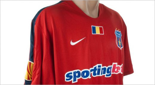 FOTO! Echipamentul Stelei in Europa League si Tanase cu nr. 6 pe spate!_20