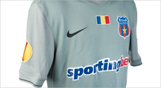 FOTO! Echipamentul Stelei in Europa League si Tanase cu nr. 6 pe spate!_25