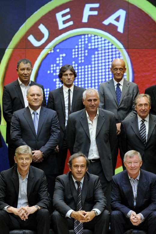 FOTO / Dan Petrescu invata meserie de la Wenger si Sir Alex_4