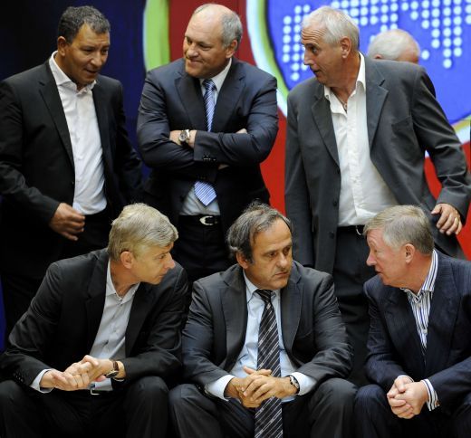 FOTO / Dan Petrescu invata meserie de la Wenger si Sir Alex_5