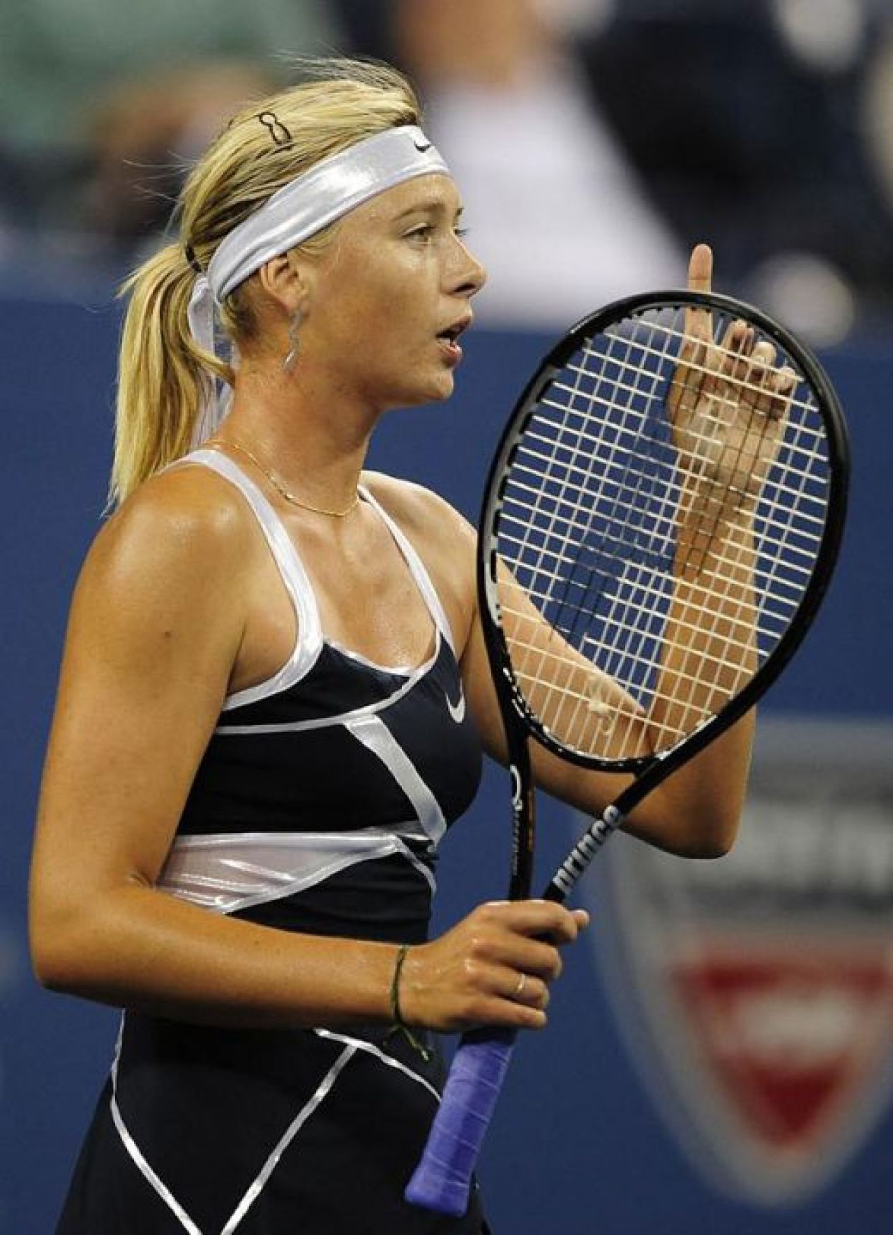 FOTO! Spaniolii fac misto de Sharapova: