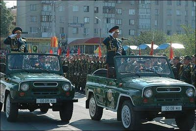 Oameni cu arme pe strada! Vezi ce-i asteapta pe stelisti la Tiraspol_3