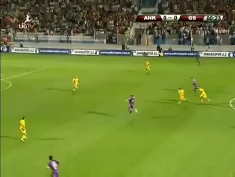 Atentie Dinamo!&nbsp;Galata&nbsp; face spectacol. VEZI super reusita lui Elano!