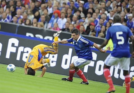 Franta 1-1 Romania (Henry/Escude autogol) Comenteaza aici fazele meciului!_5