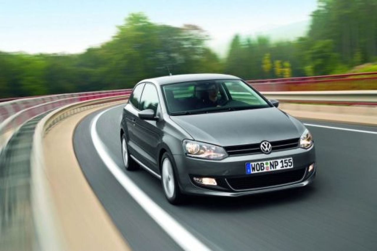 Noul TT isi bate recordul la 100km/h, noua masina a lui Batman si cel mai tare MINI!_32