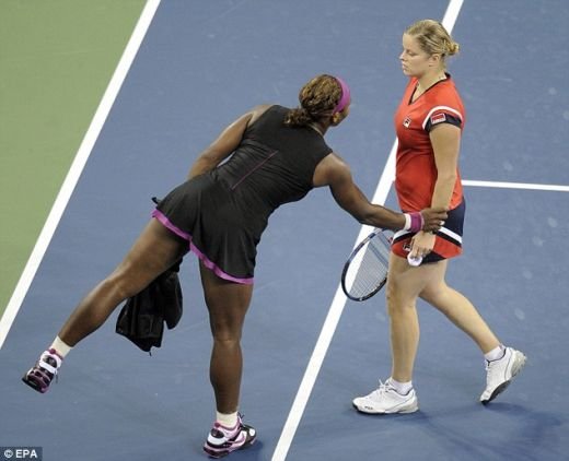 'Iti bag mingea asta pe gat!' sau unul dintre cele mai urate momente din istorie in sport!_6