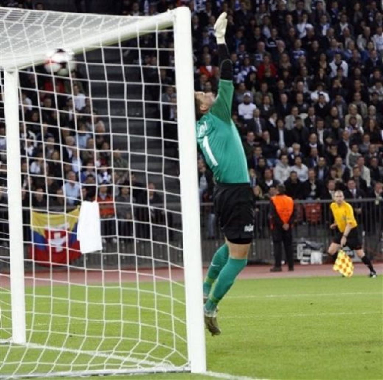 SUPER FOTO: Dubla de vis Cristiano Ronaldo, 5 goluri Real! Zurich 2-5 Real!_13