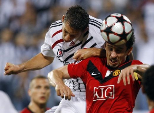 FOTO: Cu Rooney anulat, Scholes o salveaza pe United! Besiktas 0-1 Man U_6