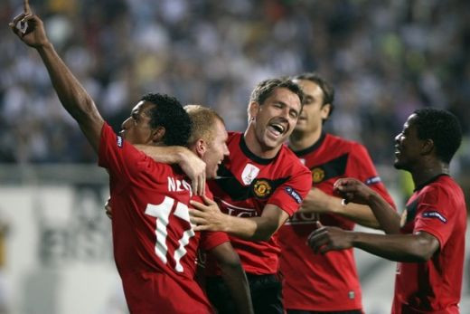 FOTO: Cu Rooney anulat, Scholes o salveaza pe United! Besiktas 0-1 Man U_15