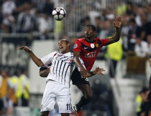 FOTO: Cu Rooney anulat, Scholes o salveaza pe United! Besiktas 0-1 Man U_16