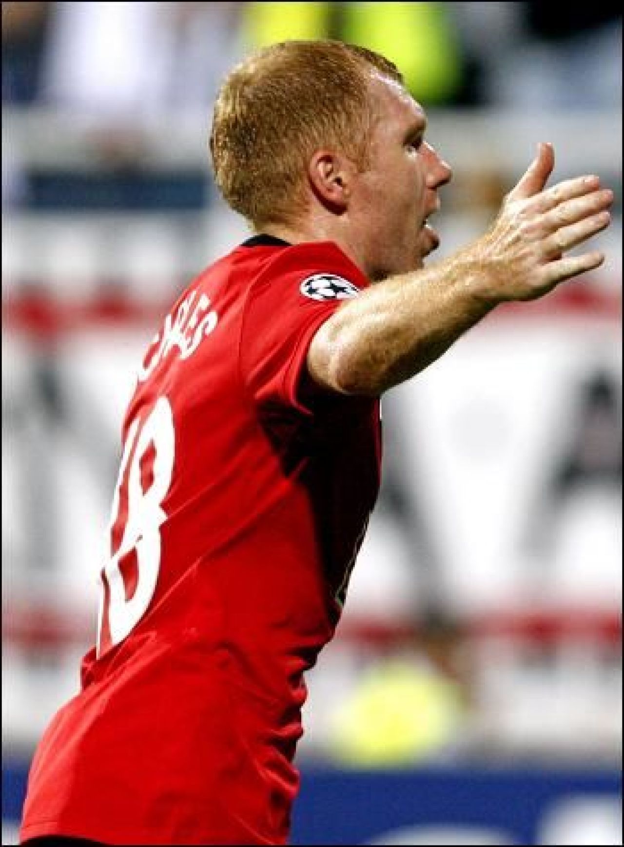 VIDEO Rooney, criza de nervi in Turcia: a dat cu ghetele de pamant!_15