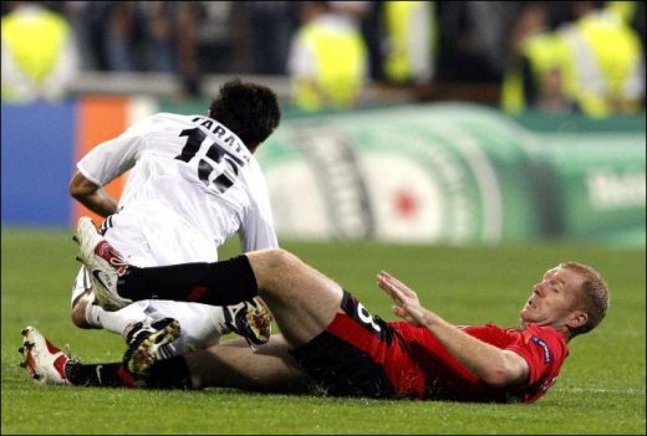 VIDEO Rooney, criza de nervi in Turcia: a dat cu ghetele de pamant!_19