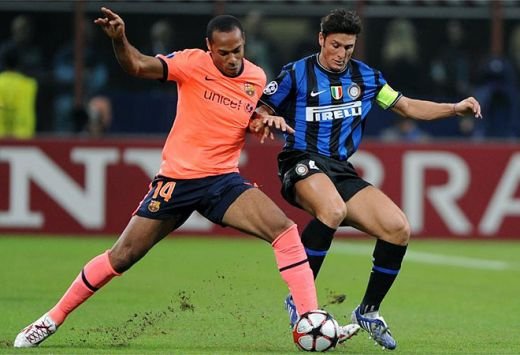 FOTO: Inter 0-0 Barcelona! Chivu, intrare criminala la Messi! Vezi intrarea!_2