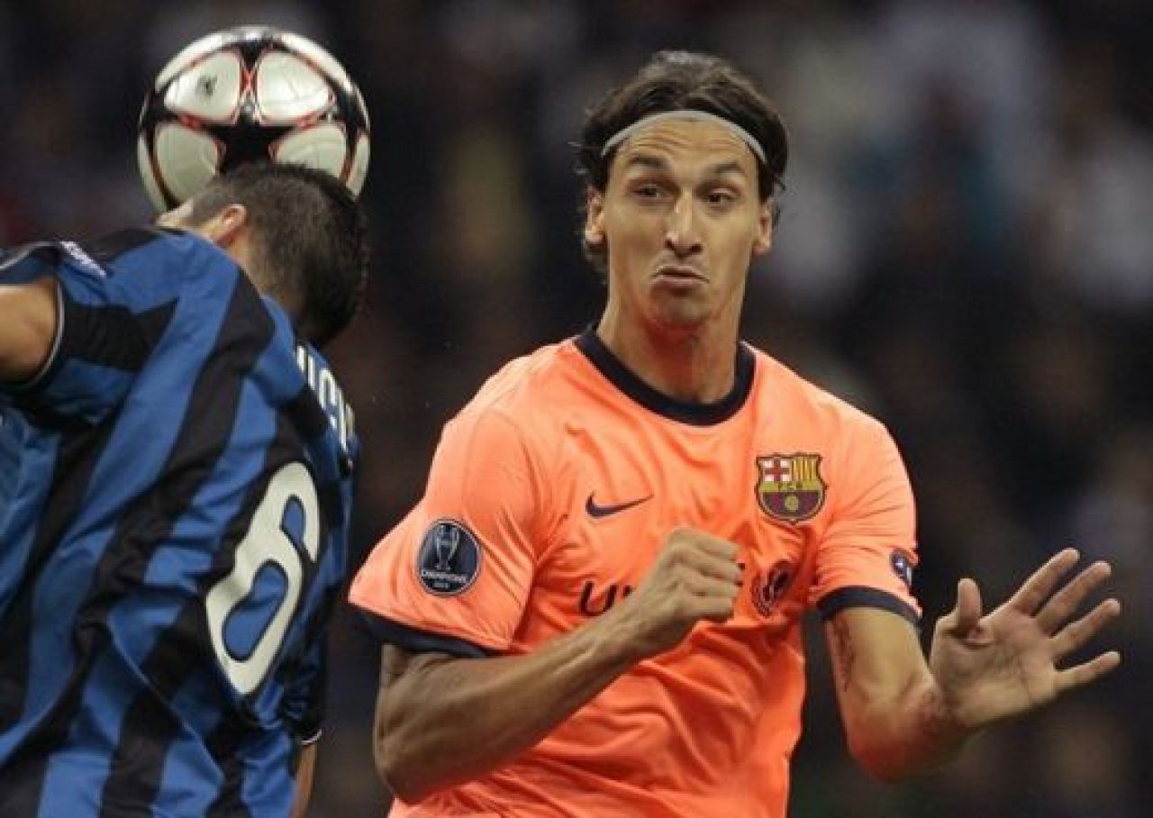 FOTO: Inter 0-0 Barcelona! Chivu, intrare criminala la Messi! Vezi intrarea!_13