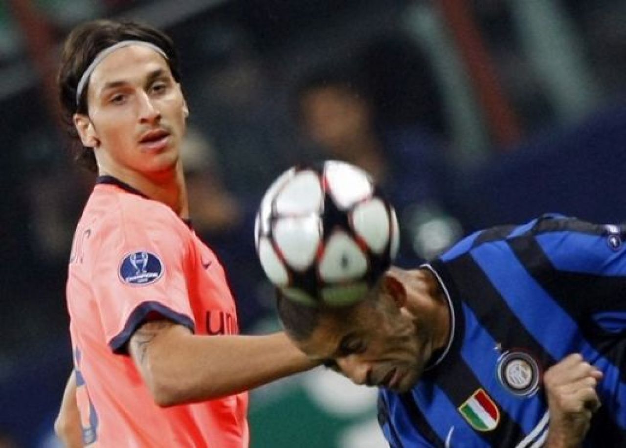 FOTO: Inter 0-0 Barcelona! Chivu, intrare criminala la Messi! Vezi intrarea!_17