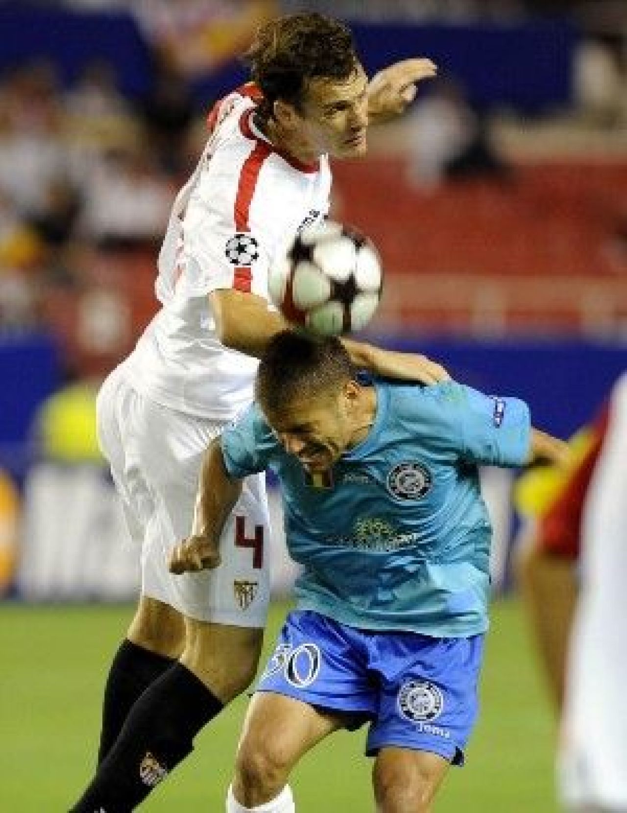 URZICATI in Liga! Sevilla 2-0 Urziceni!_12