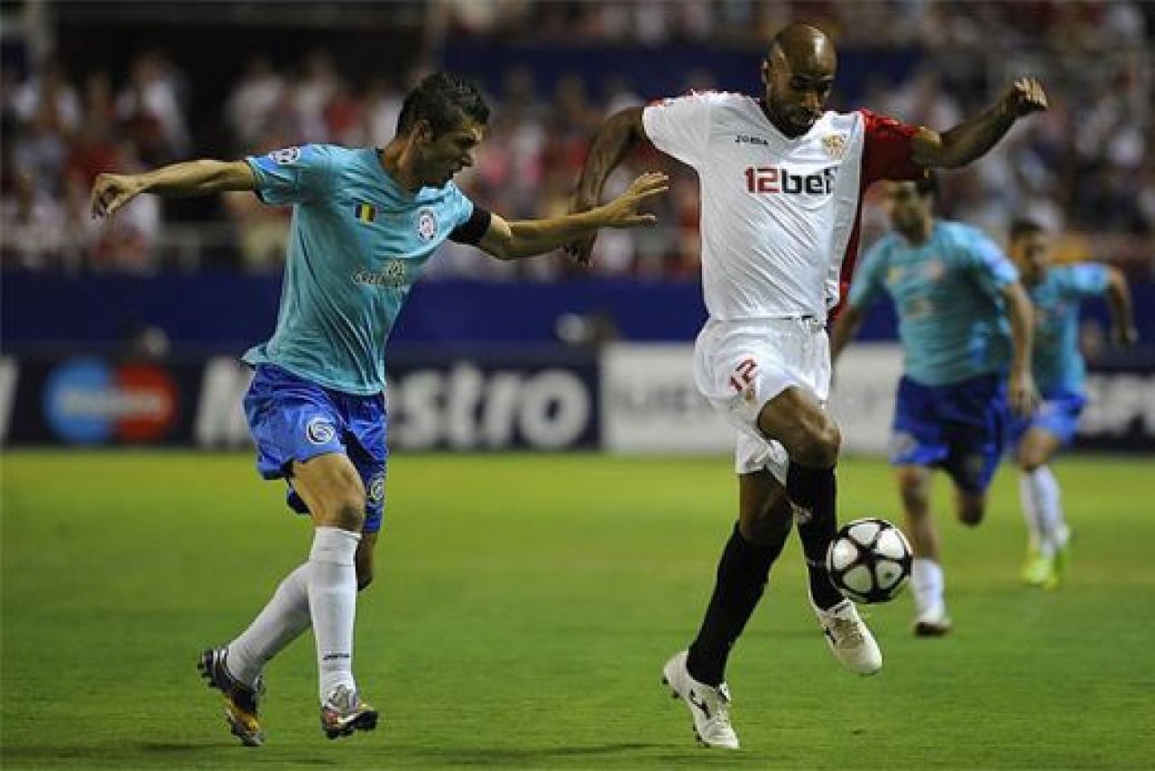 URZICATI in Liga! Sevilla 2-0 Urziceni!_18
